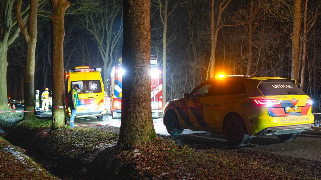 Hulpdiensten bij het dodelijke ongeluk in Nooitgedacht