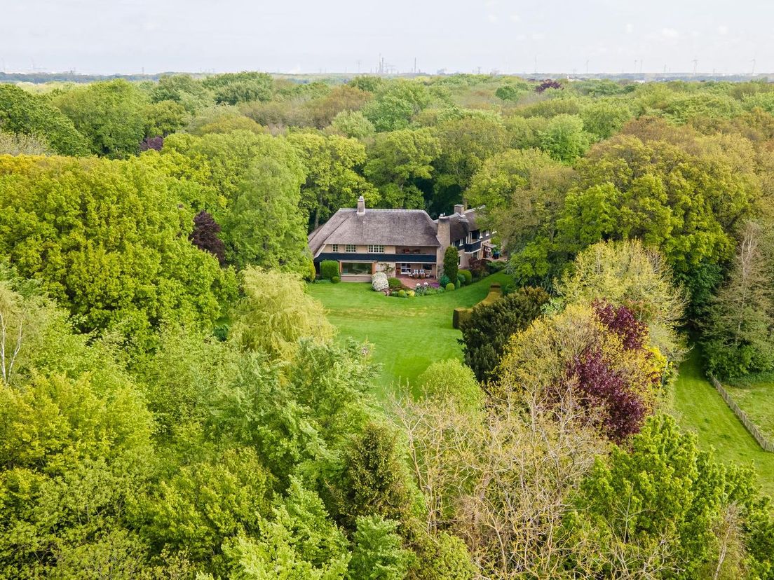 Oostvoorns landhuis in het groen