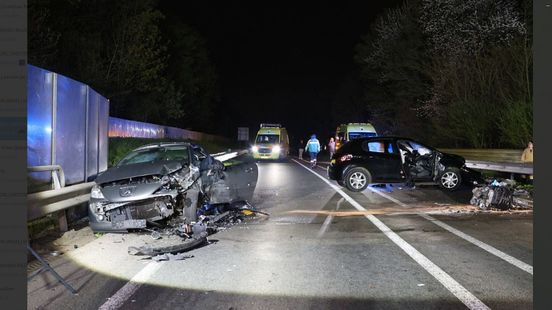 Meerdere gewonden bij zware aanrijding