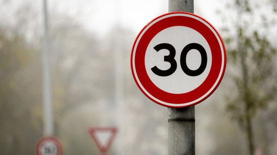 Wie door Nijmegen rijdt, moet vanaf nu snelheid minderen