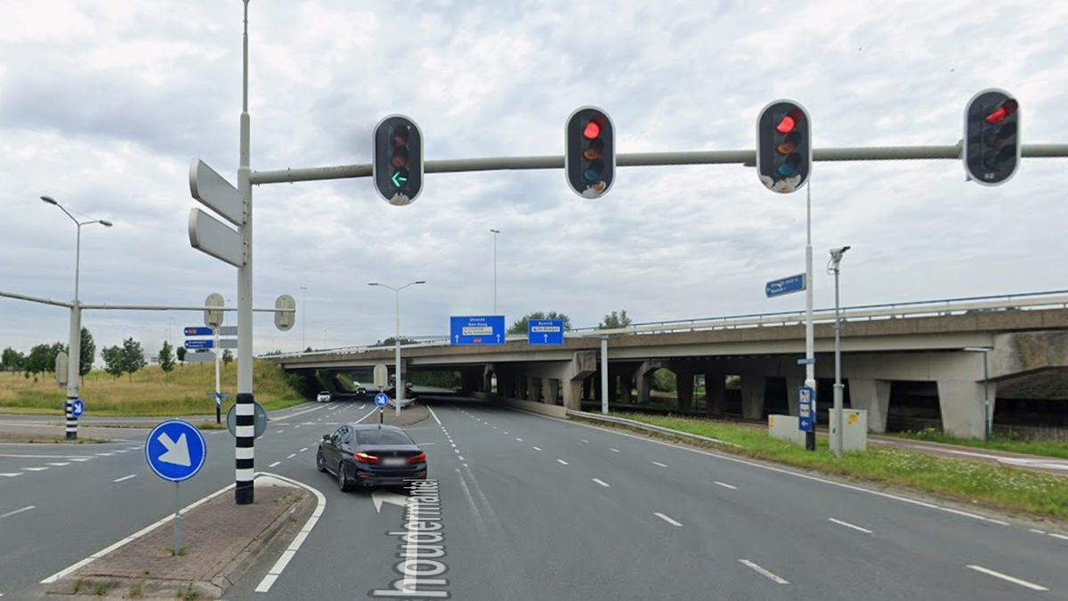 Werkzaamheden na wateroverlast op de provinciale weg (N229) in Bunnik