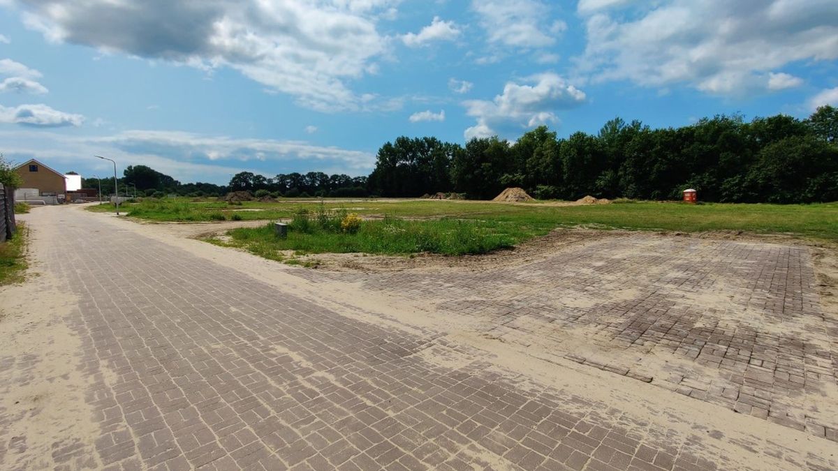Pesse wordt uitgebreid met 22 nieuwe woningen langs de Oostering