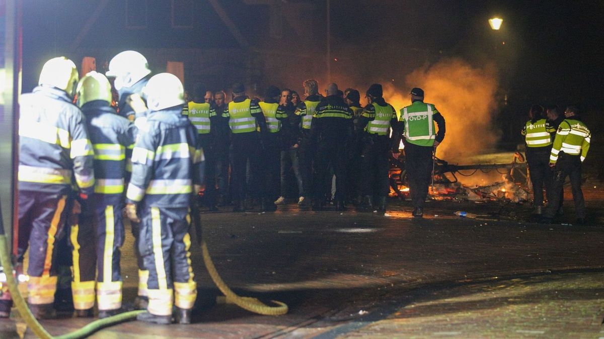 Politieman lichtgewond in Tzummarum, één aanhouding