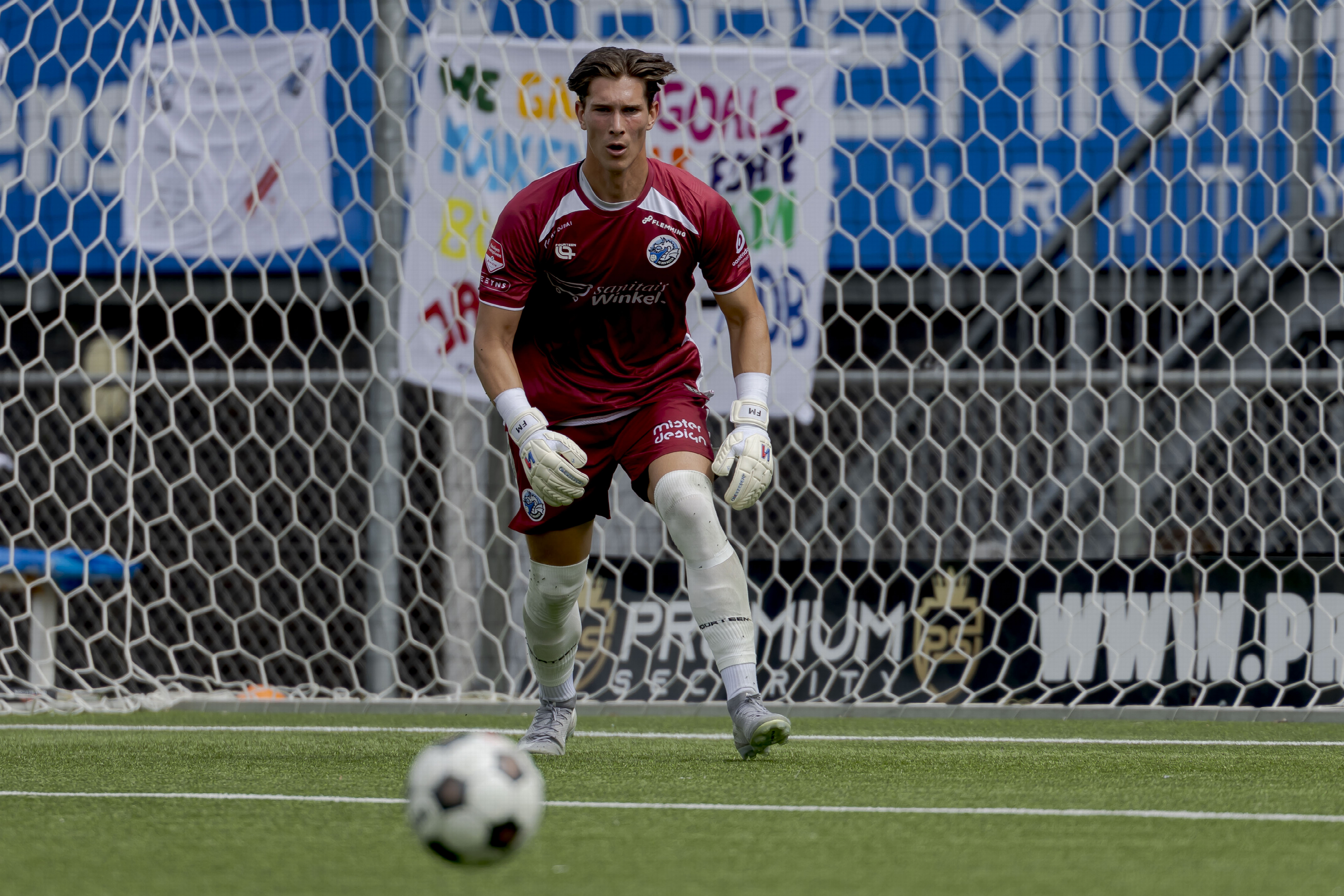 Finn Murre uit Yerseke maakt debuut in betaald voetbal