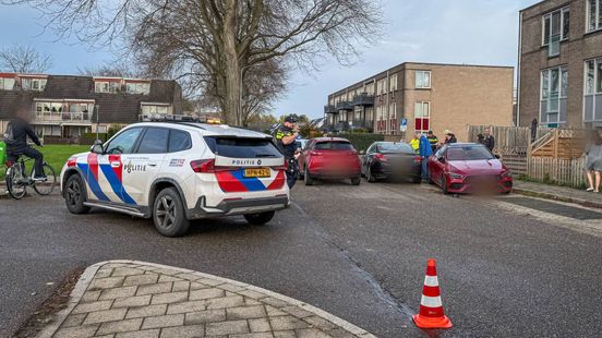 Drie auto's beschadigd na voorrangsfout