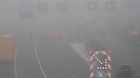 Motorrijder overleden na aanrijding met vrachtwagen. Motorrijder overleden na aanrijding met vrachtwagen.