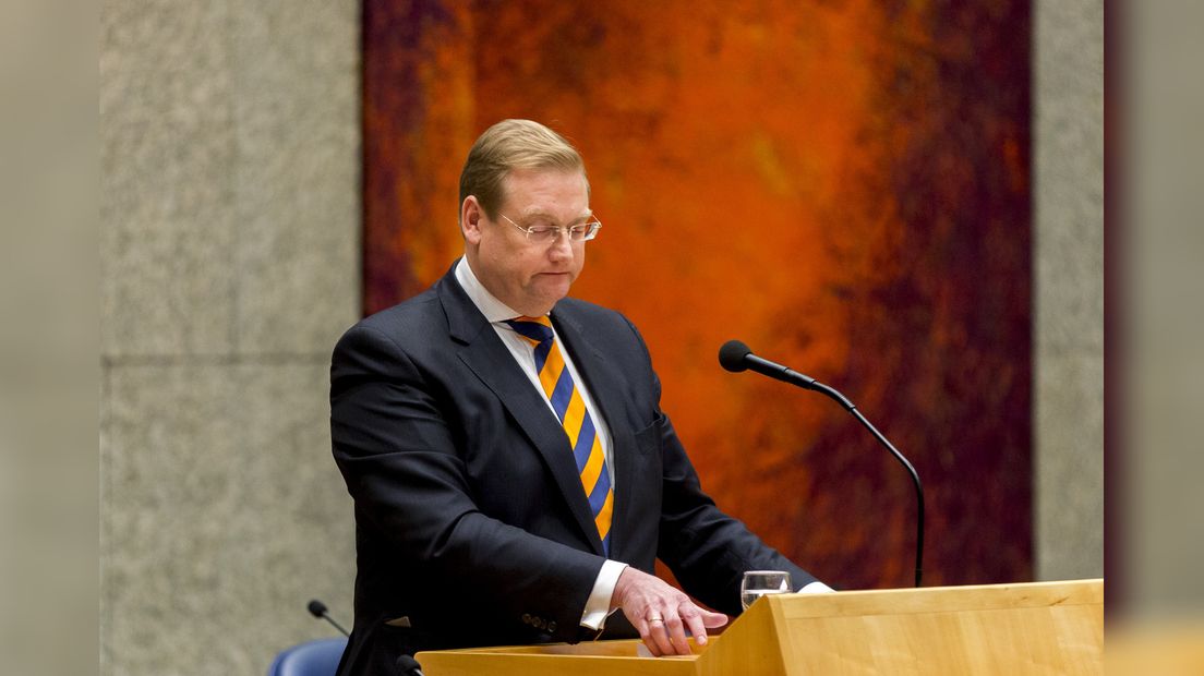 Minister Ard van der Steur fan Feiligens en Justysje by syn ôfskie