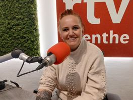 Praot Drents met Mij met Gea Mulder: 'In mien tied wordde het een beetie bestempeld as dyslexie'