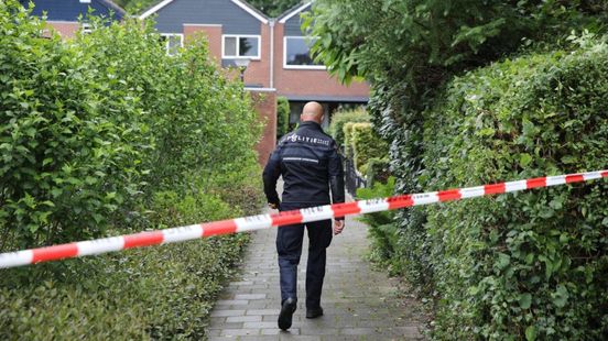 Zwaargewonde bij steekincident in woning