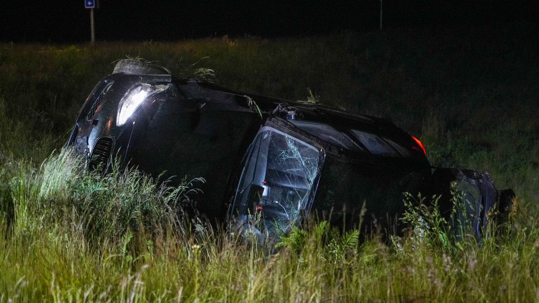 De gecrashte wagen bij Klijndijk