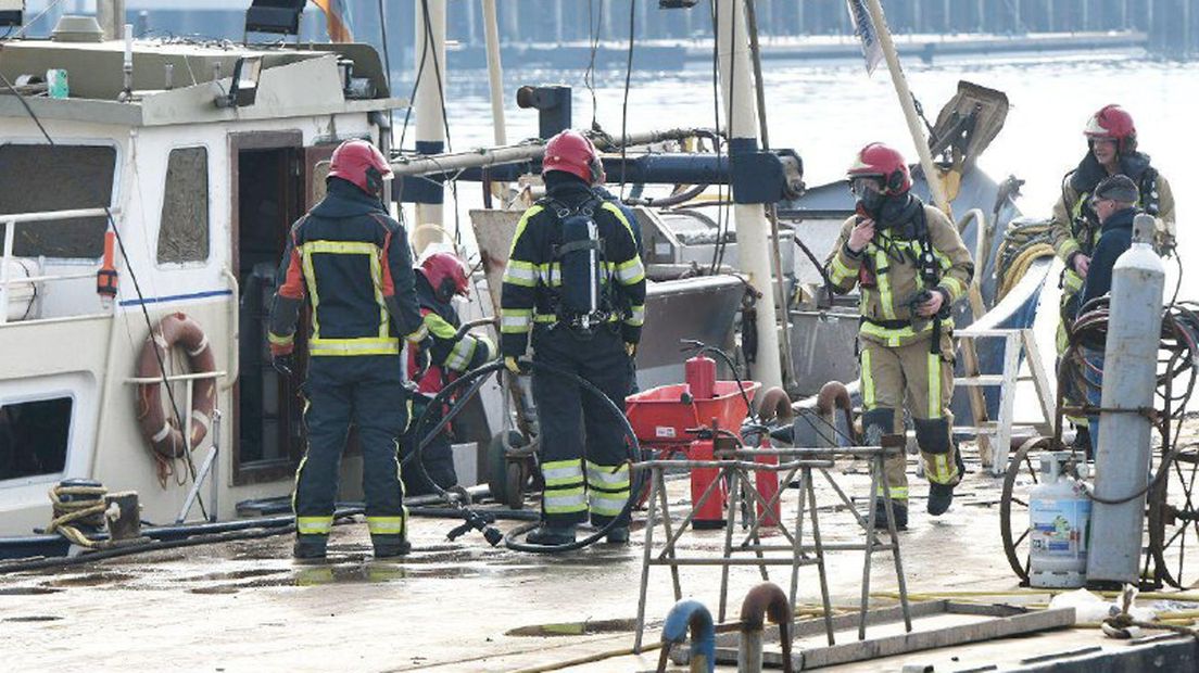 Brandweerlieden hoefden eenmaal op de kotter slechts een nacontrole te verrichten.