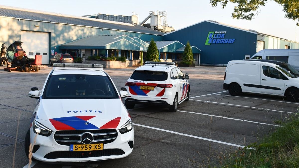 Grote brand bij houtbewerkingsbedrijf in Daarlerveen, tweede keer in jaar tijd