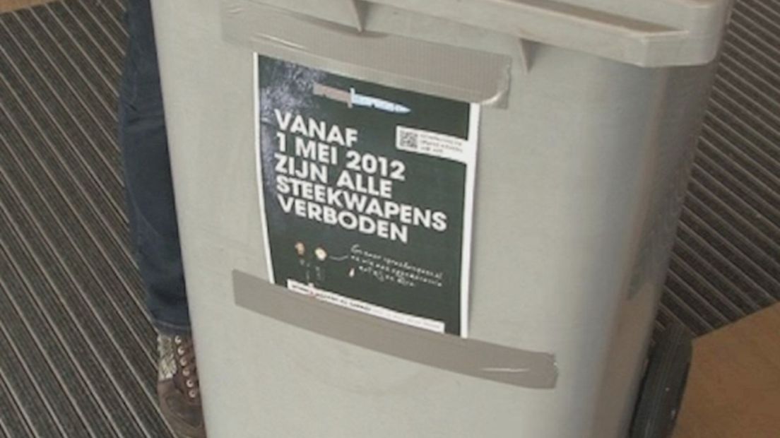 Steekwapens ongestraft inleveren bij politie - RTV Oost