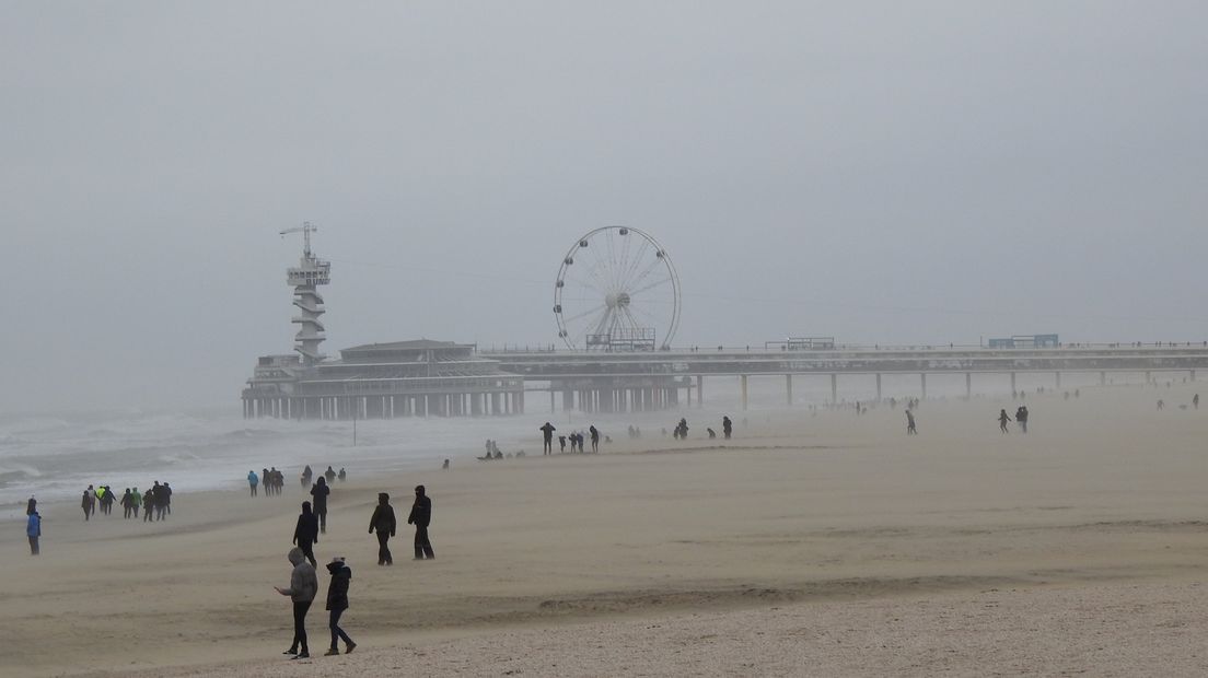 Storm op Scheveningen