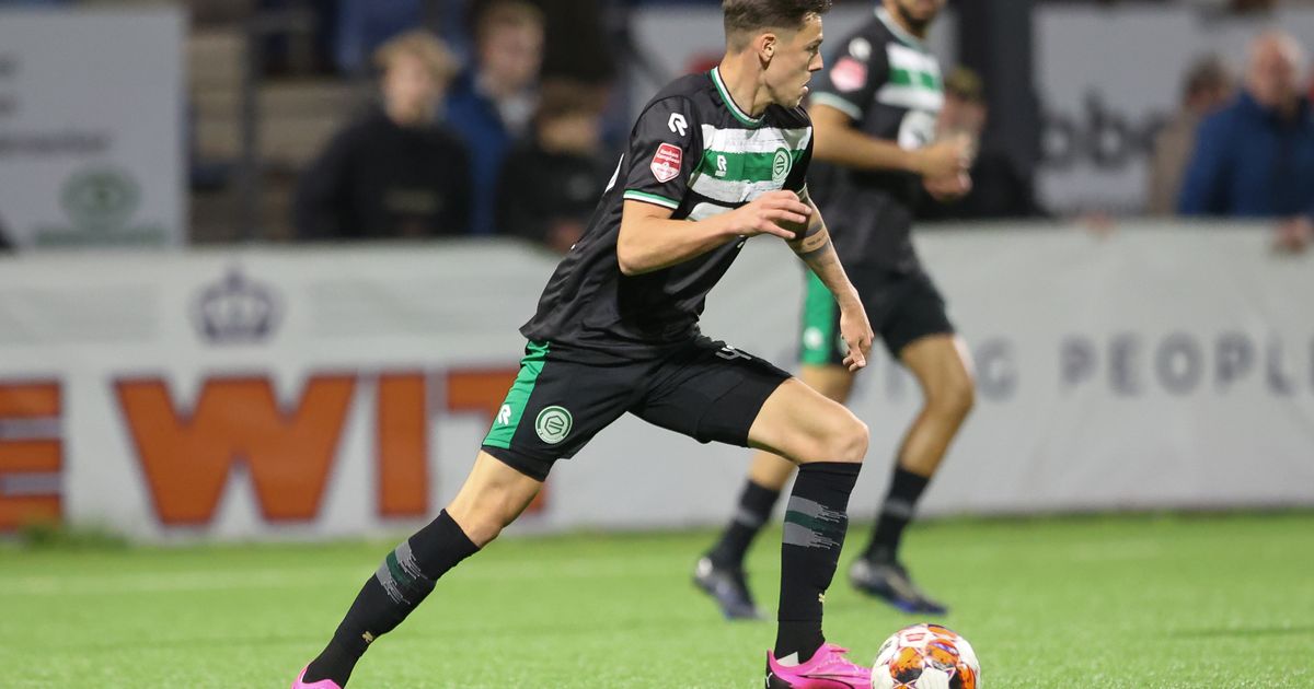 Tika de Jonge keeps FC Groningen in the race for promotion to the Eredivisie