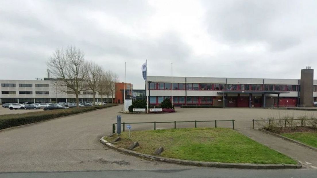 De noodopvang had in dit oude bedrijfspand moeten komen.