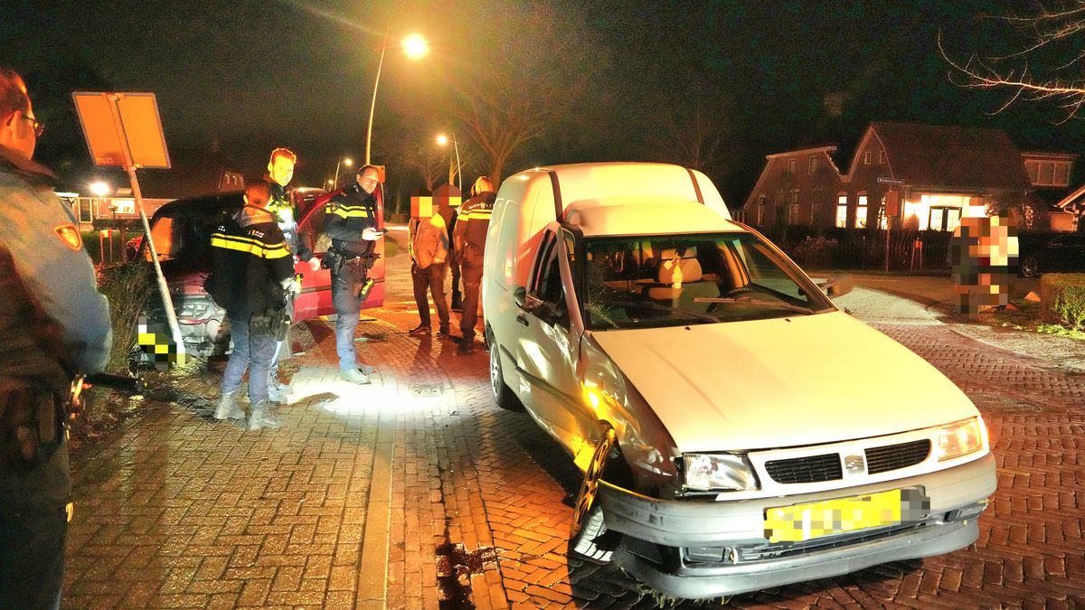 Minderjarige bestuurder test positief op alcohol na botsing in Staphorst