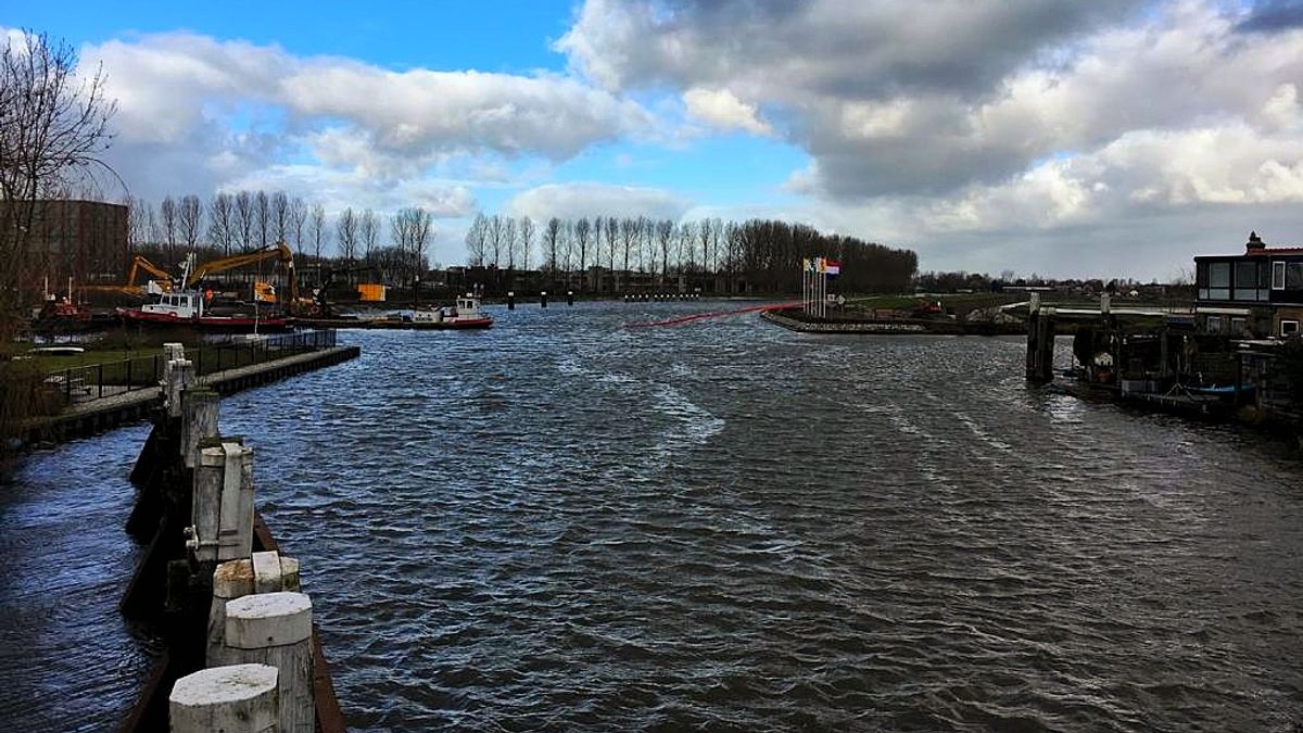 Nieuwe vaarweg bij Rotterdam-Overschie geopend