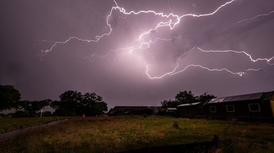 Hevige onweersbuien: wat moet je doen (en wat vooral niet)?