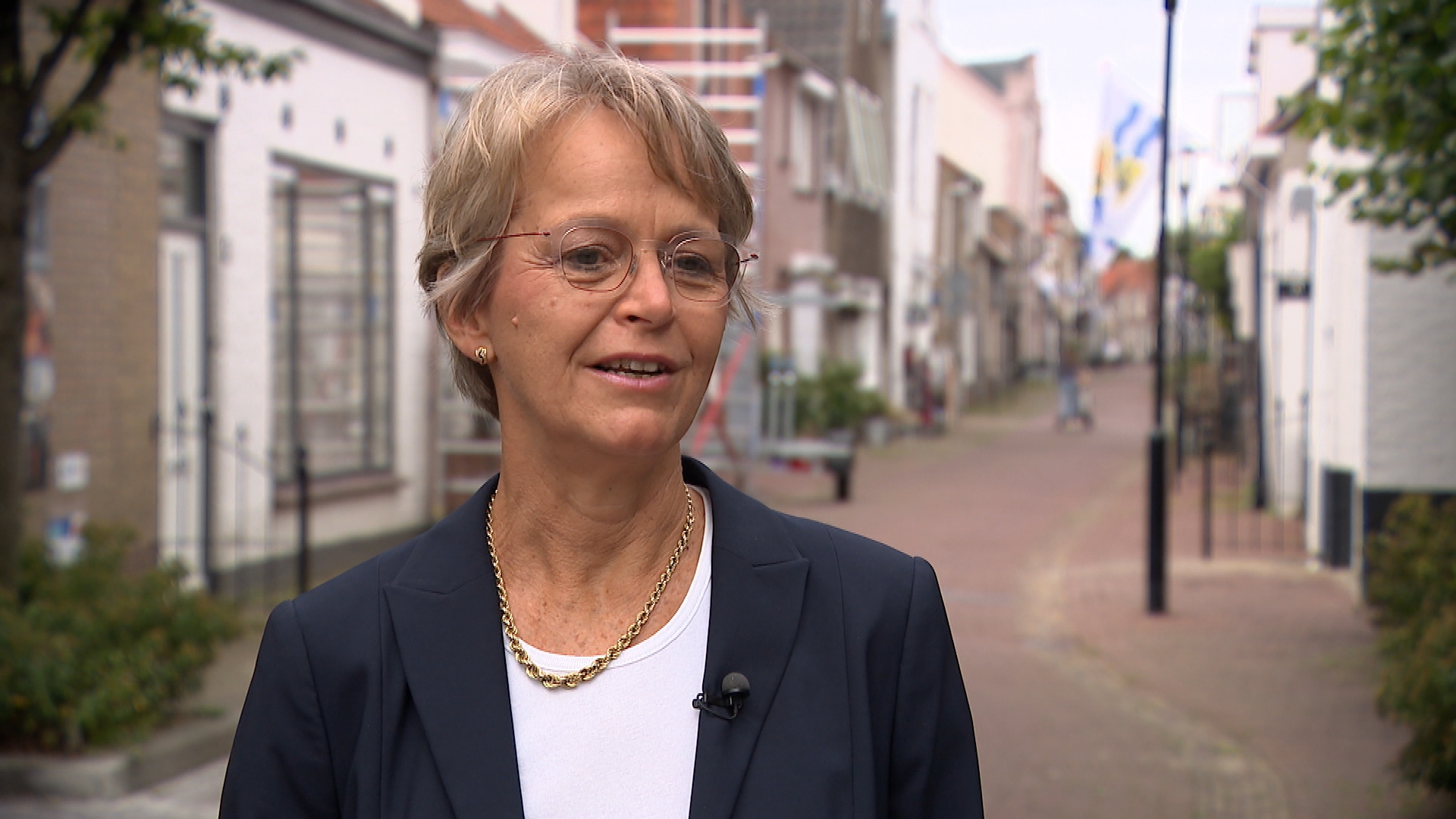 Burgemeester Middelburg onder vuur in scherpe vragensessie over ontslag gemeentesecretaris