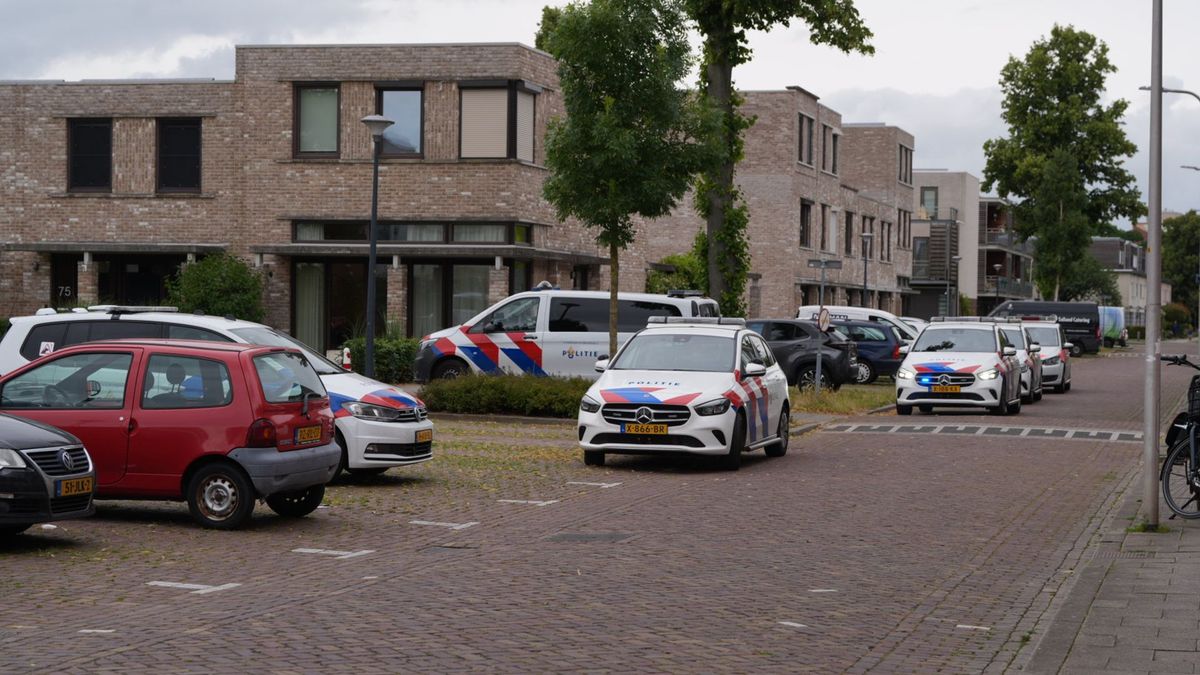 67-jarige vrouw uit Zwolle dood aangetroffen na melding van steekpartij