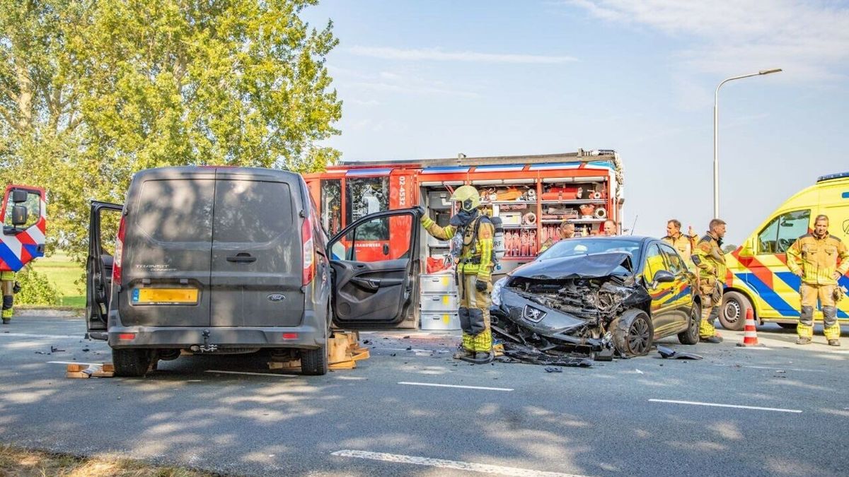 112-nieuws 6 september: Persoon ernstig gewond bij ongeluk Augustinusga