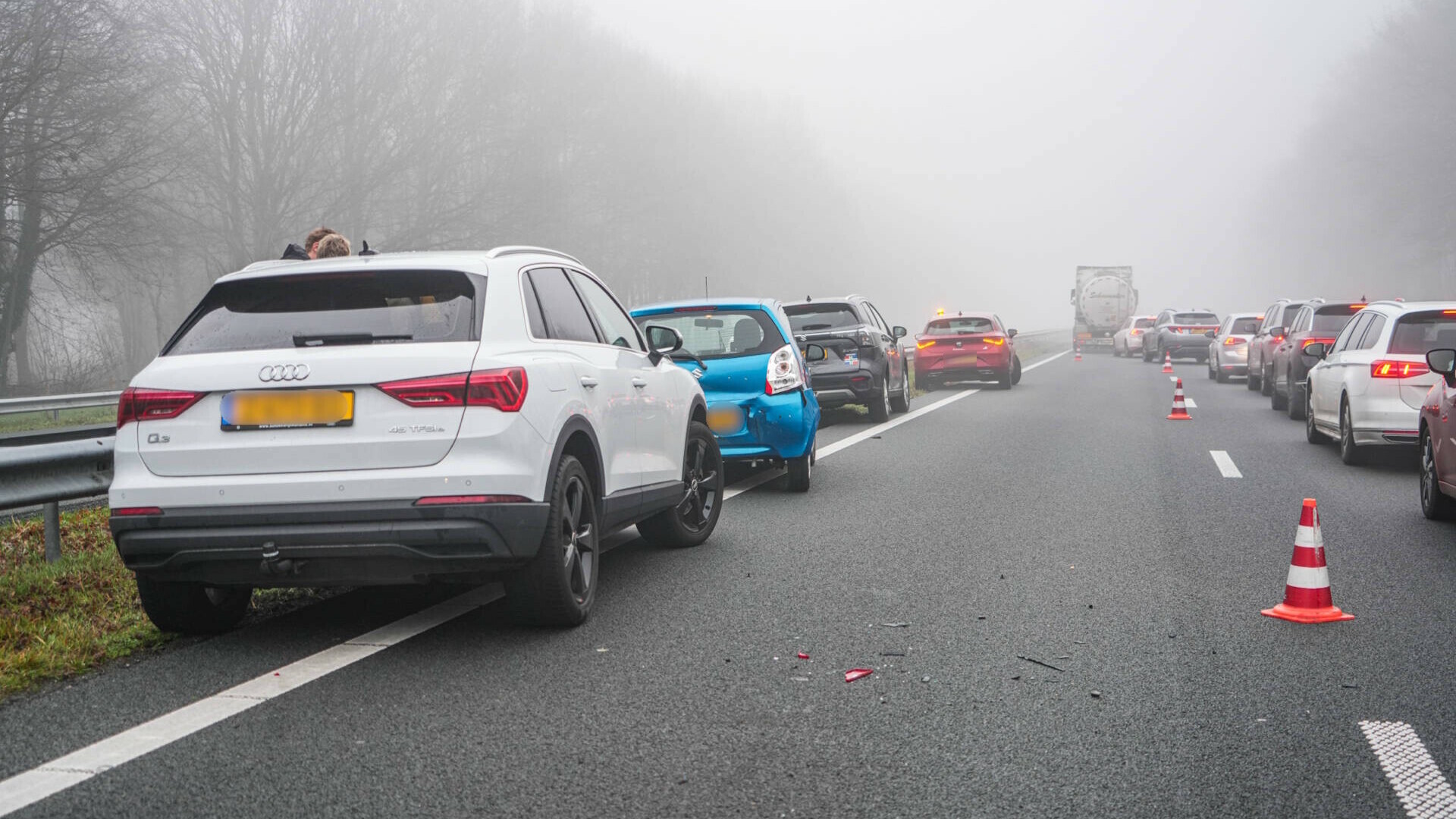 Kettingbotsing door mist op A37 bij Zwartemeer