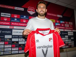 FC Emmen heeft nieuwe targetman binnen: spits tekent voor twee jaar