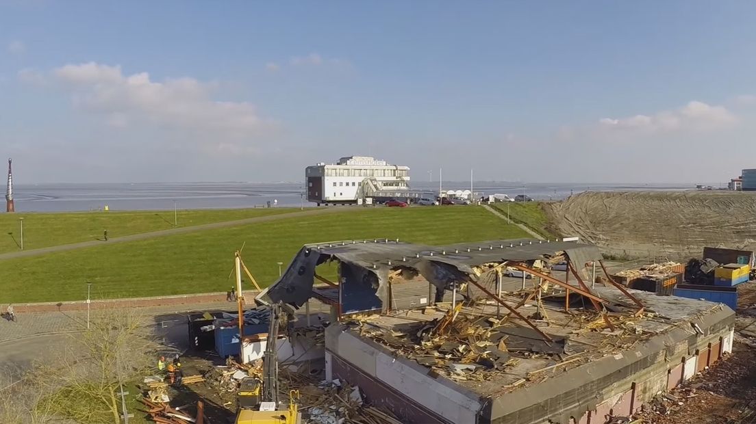 De sloop van het zee aquarium