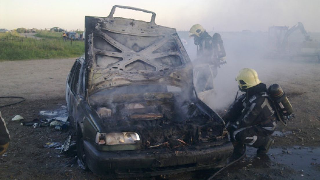 Auto brandt uit in Westervoort
