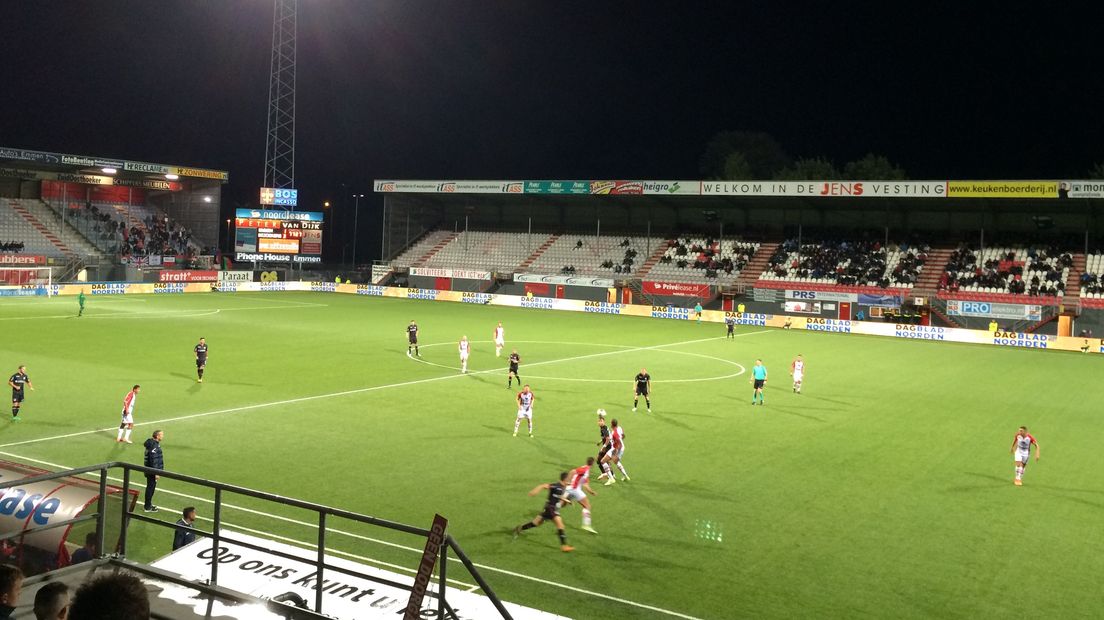 FC Emmen vloog roemloos uit de KNVB beker na nederlaag tegen NEC (Rechten: RTV Drenthe)