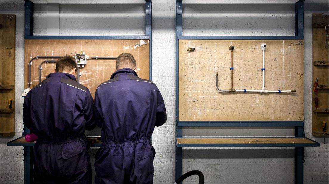 Groot tekort in de technieksector, brancheorganisatie start campagne