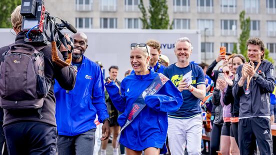 Hardloopster Mikky Keetels pakt wereldrecord met 62,24 kilometer tijdens Wings for Life Nieuws