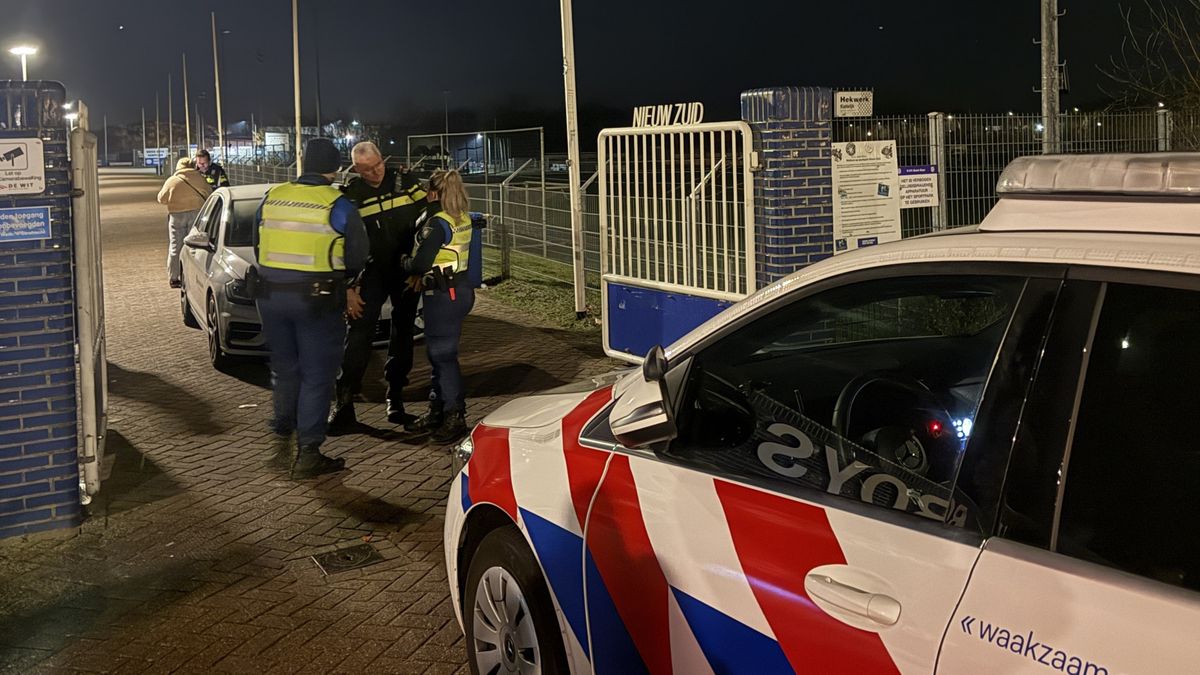 Vechtpartij bij voetbalclub nadat auto op mensen zou zijn ingereden
