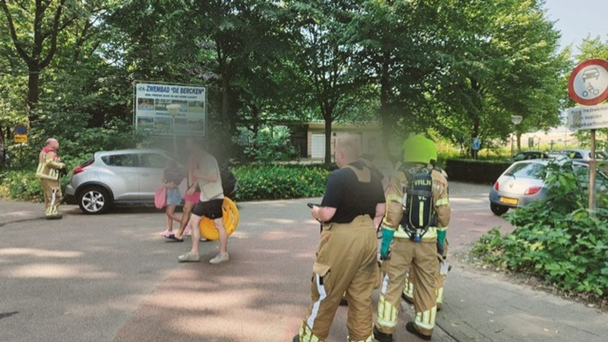 Chloorlekkage zwembad Reuver: bezoekers verlaten zwembad