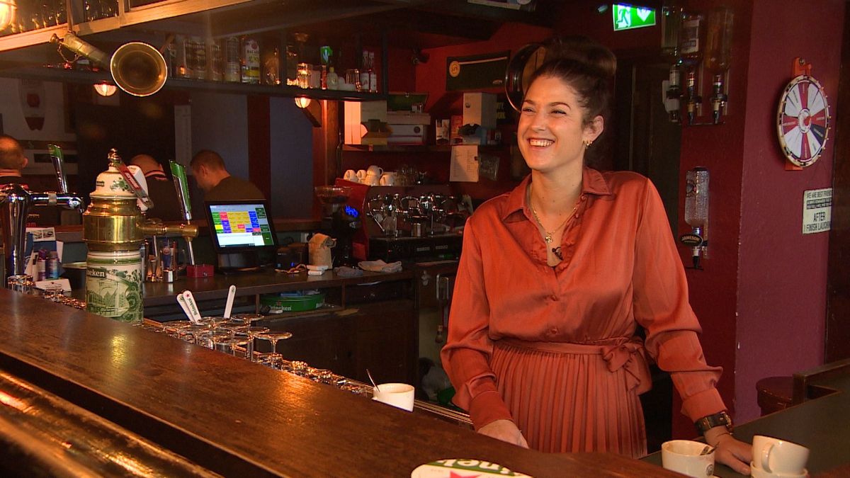 Elf uur 's ochtends aan de borrel? Sinds nieuwe maatregelen geen probleem in dit café in Ovezande