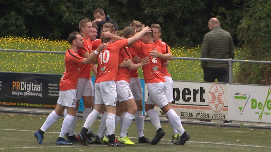 Alcides keek al na één minuut tegen een 1-0 achterstand aan tegen SJC (Rechten: RTV Drenthe)