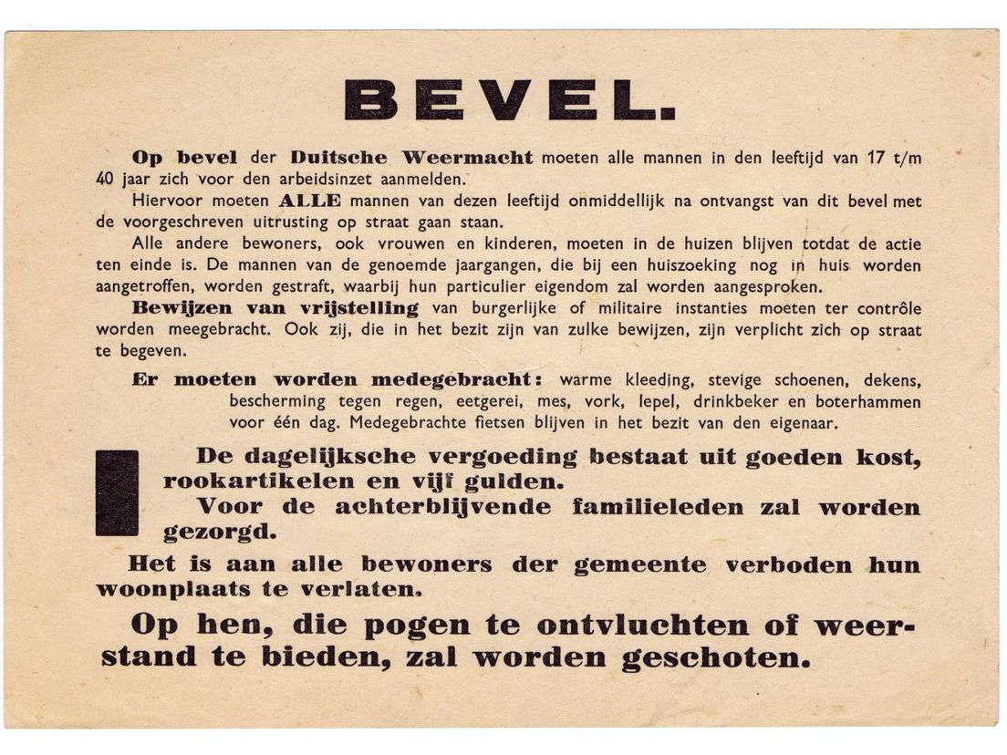 Het bevel van de nazi's dat bij de razzia van 1944 werd rondgebracht.