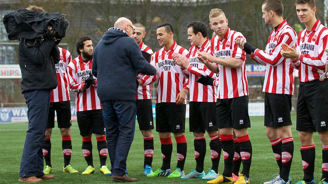 Kees Jansma huldigt Osama Rashid na zijn Azië Cup-avontuur