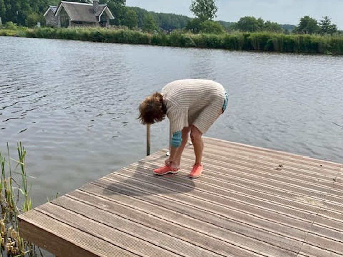 Wat zwemt er eigenlijk in de Rotte? Jet zoekt het uit