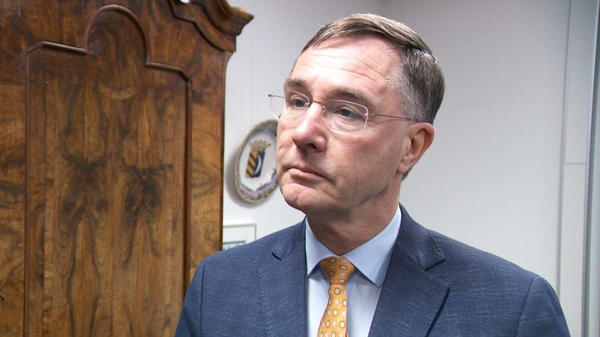 Burgemeester overweegt juridische stappen om verlenging van azc in Balk