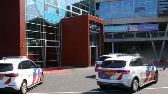 Verdachte steekpartij nog vast • brand in vuilniswagen