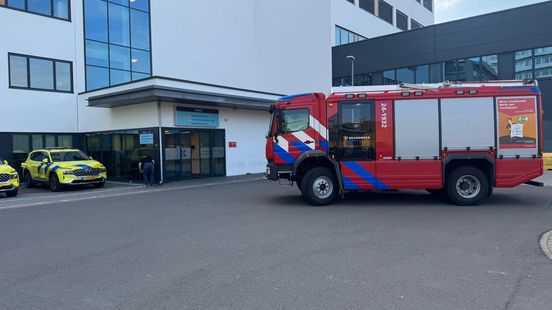 Brandweer helpt in ziekenhuis met vastzittende ring om vinger Nieuws