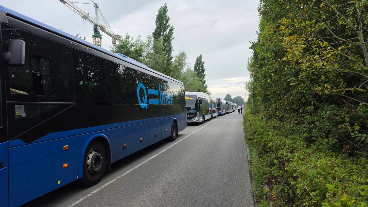 112-nieuws: N33 tussen Siddeburen en Assen dit weekend dicht • Blikseminslag laat ramen trillen in d