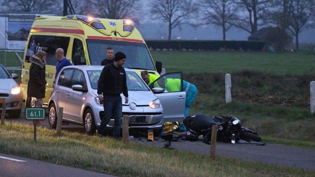 Scooterrijder gewond bij ongeluk in Dalfsen