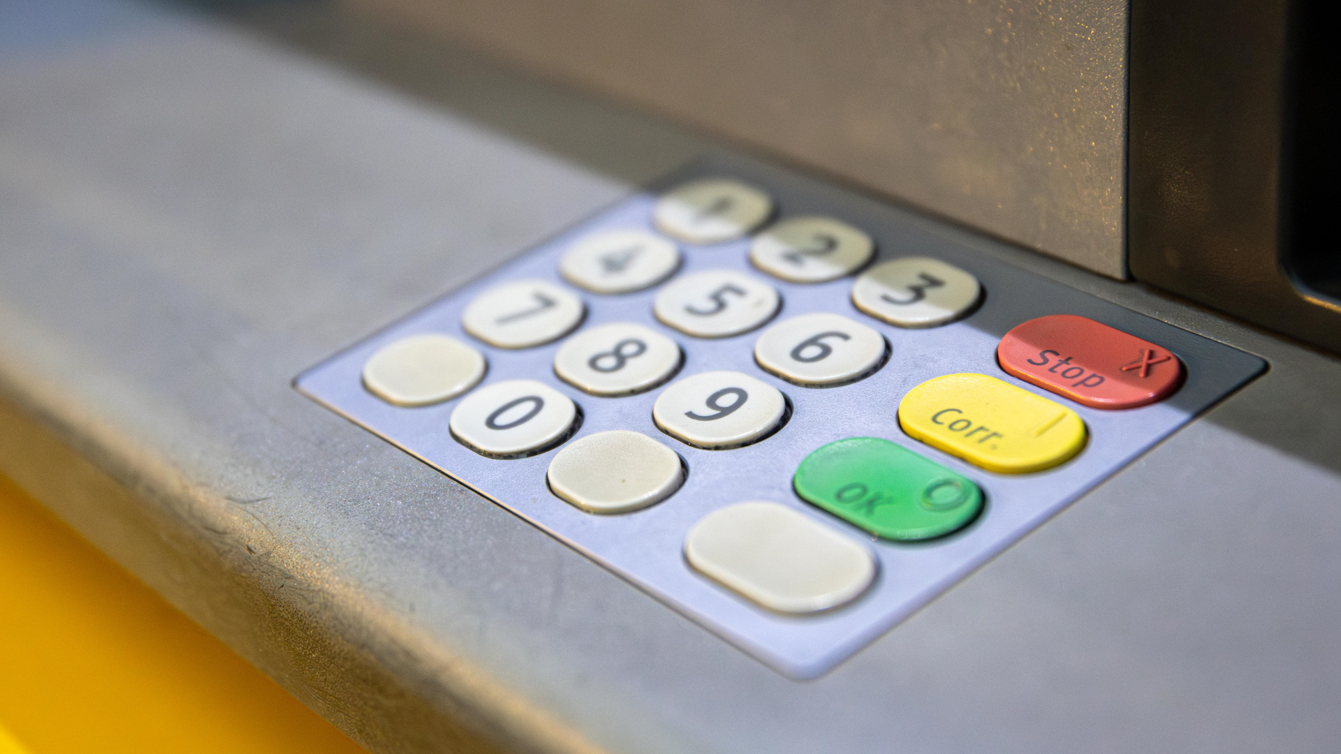 Rotterdammer opgepakt voor oplichting 92-jarige man uit Houten