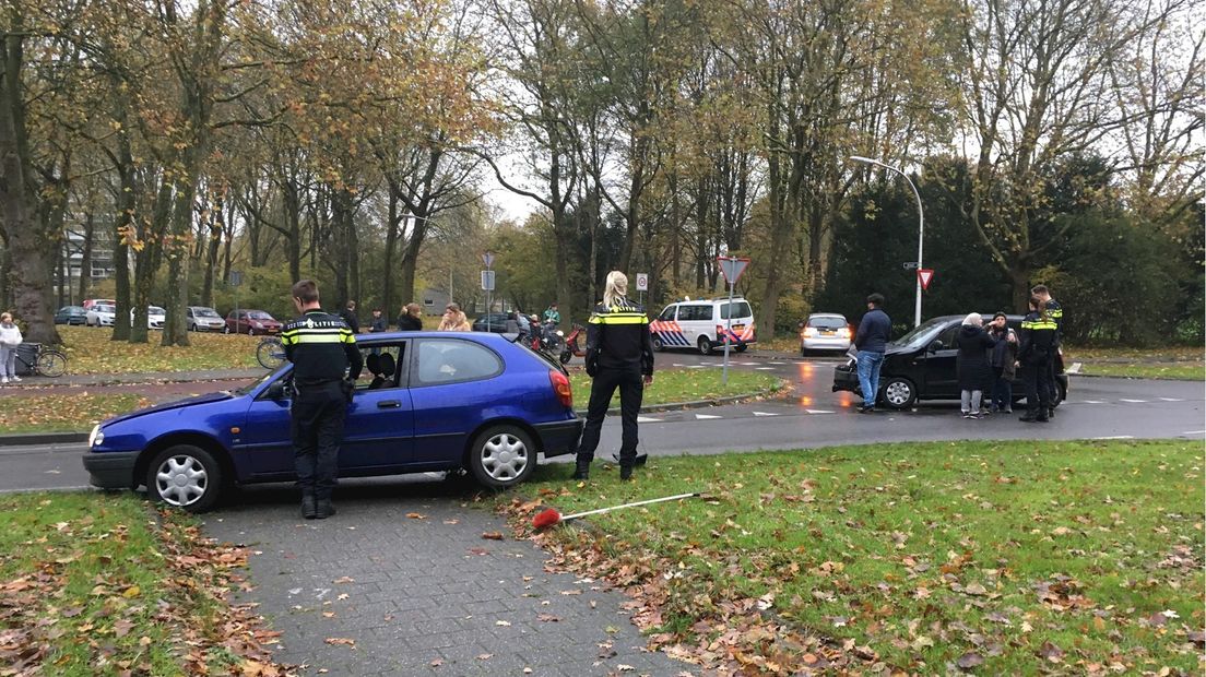 De twee auto's zijn weggesleept door een bergingsbedrijf