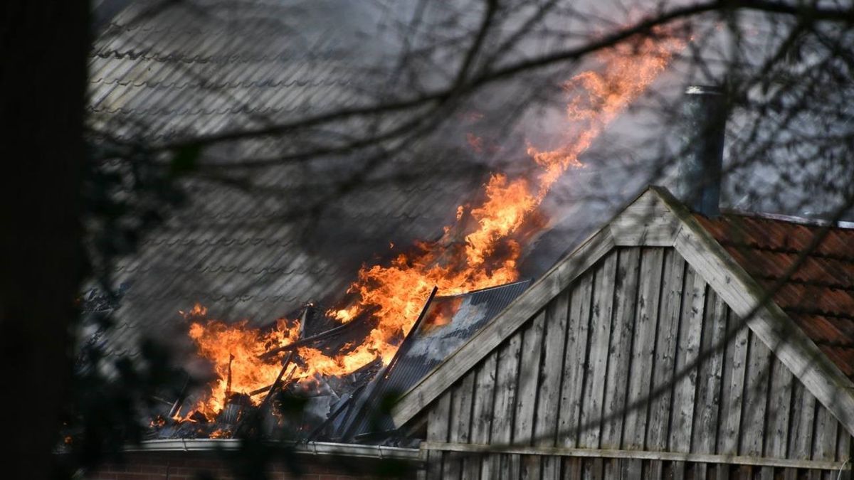 Woonboerderij Sibculo brandt volledig uit