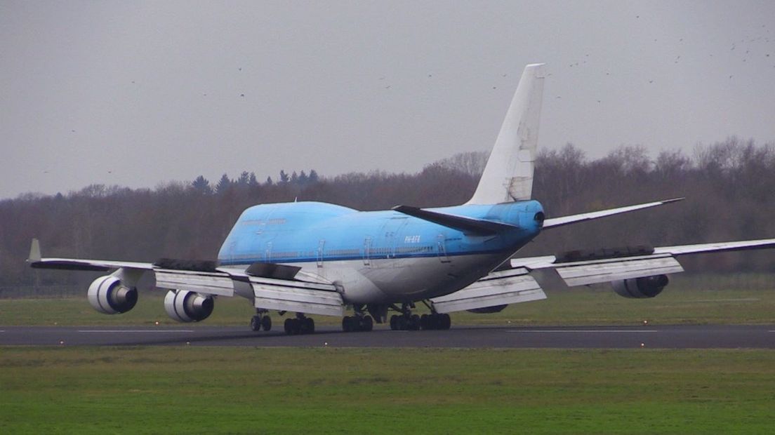 Boeing 747 landt in Enschede