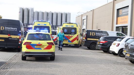 Kind ernstig gewond bij ongeval Rijssen, met spoed naar ziekenhuis. Kind ernstig gewond bij ongeval Rijssen, met spoed naar ziekenhuis.